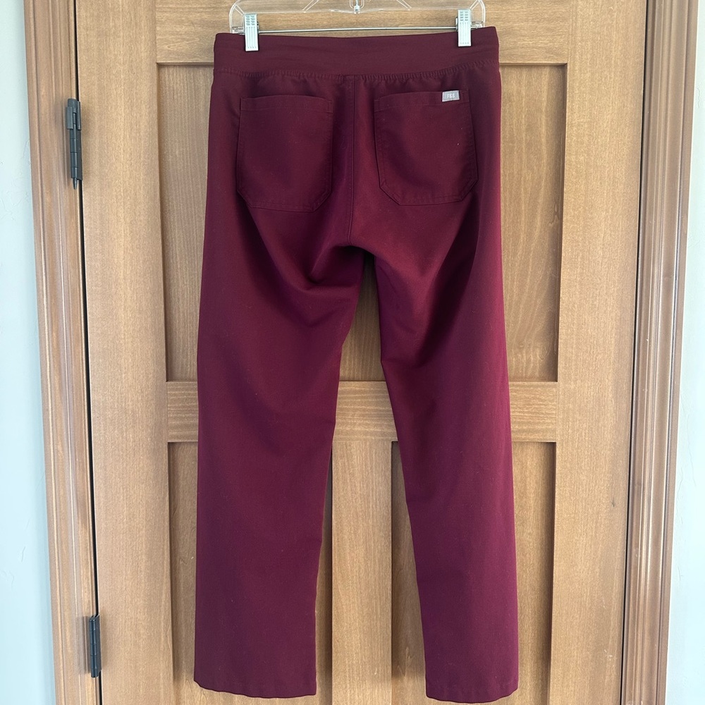 Figs Burgundy Livingston Basic Scrub Pants size Small - Picture 5 of 11